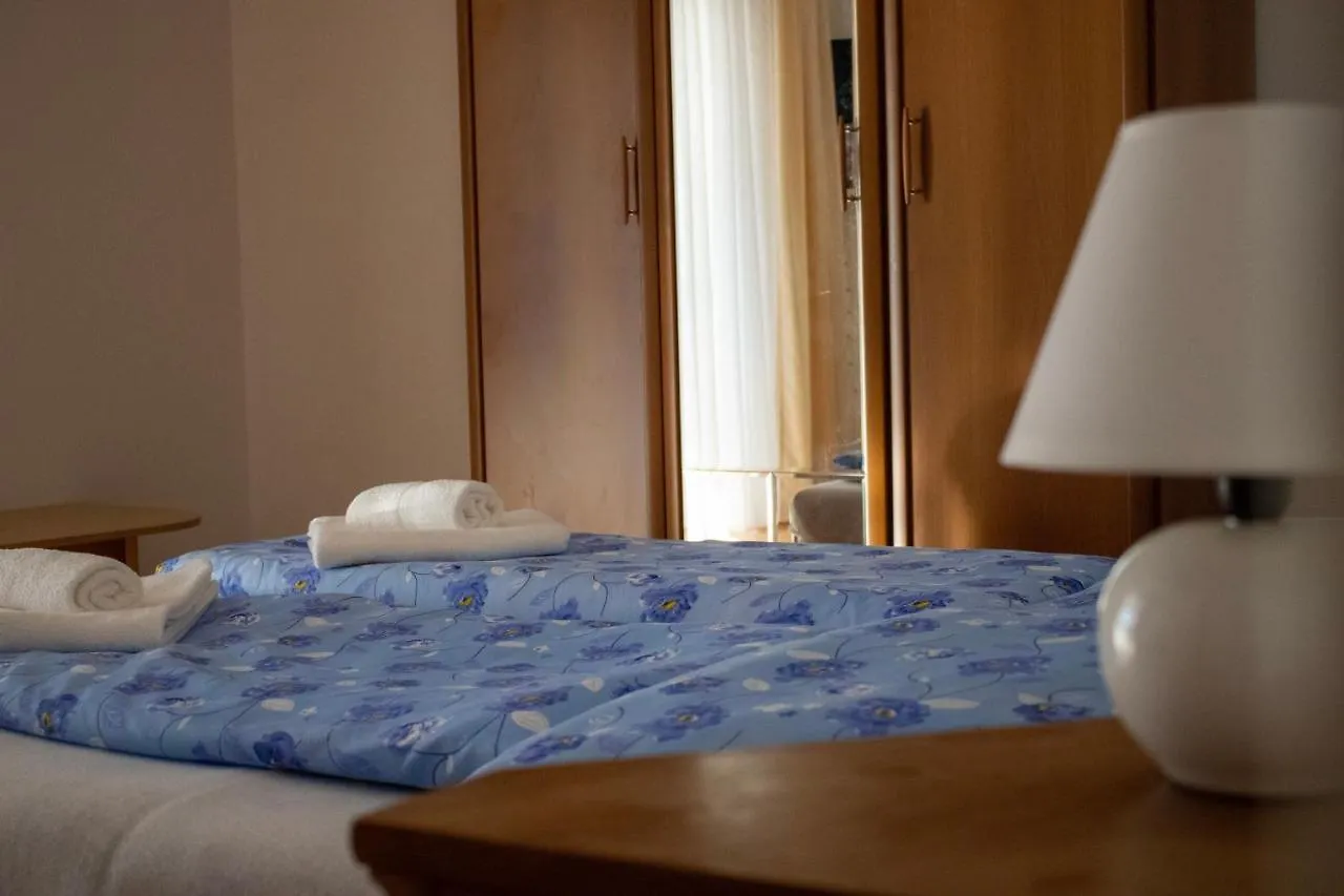 Apartment Villa Erika Trogir