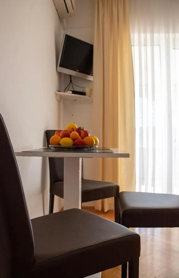 Apartment Villa Erika Trogir Croatia